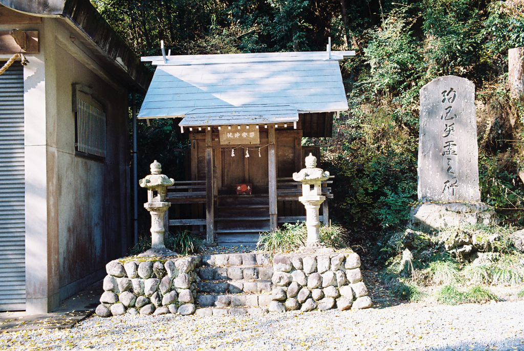 与瀬神社