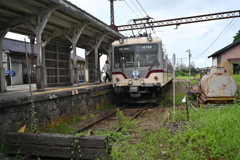 岩峅寺駅にて