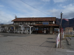 綿内駅