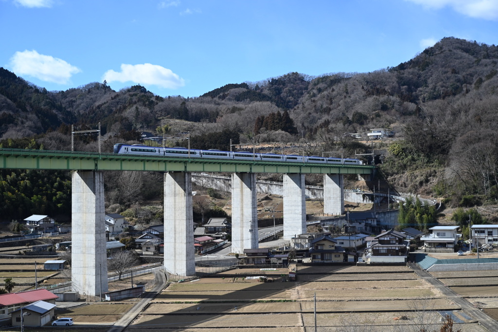 新桂川橋梁にて