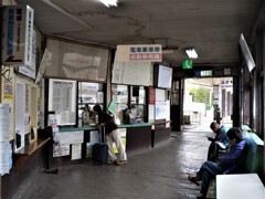 三沢駅にて