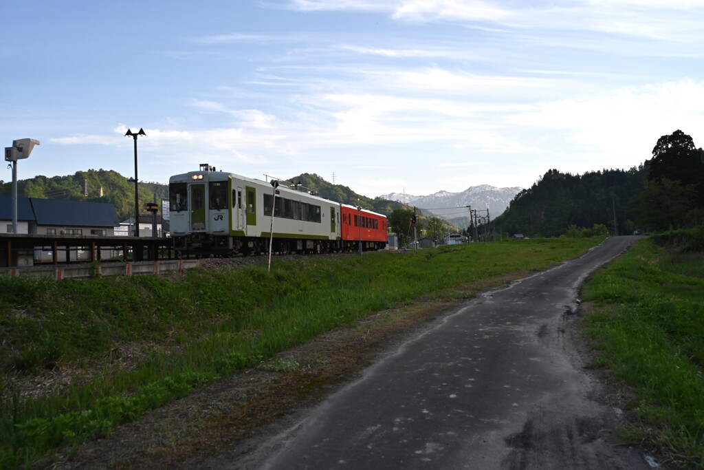 只見駅にて