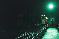 夜の只見駅