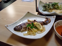 夕食