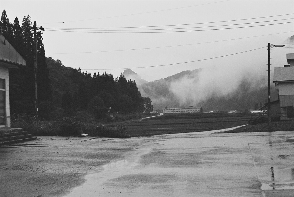 蒲生岳と只見高校