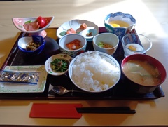 朝食