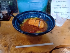 カツカレーミックスラーメン