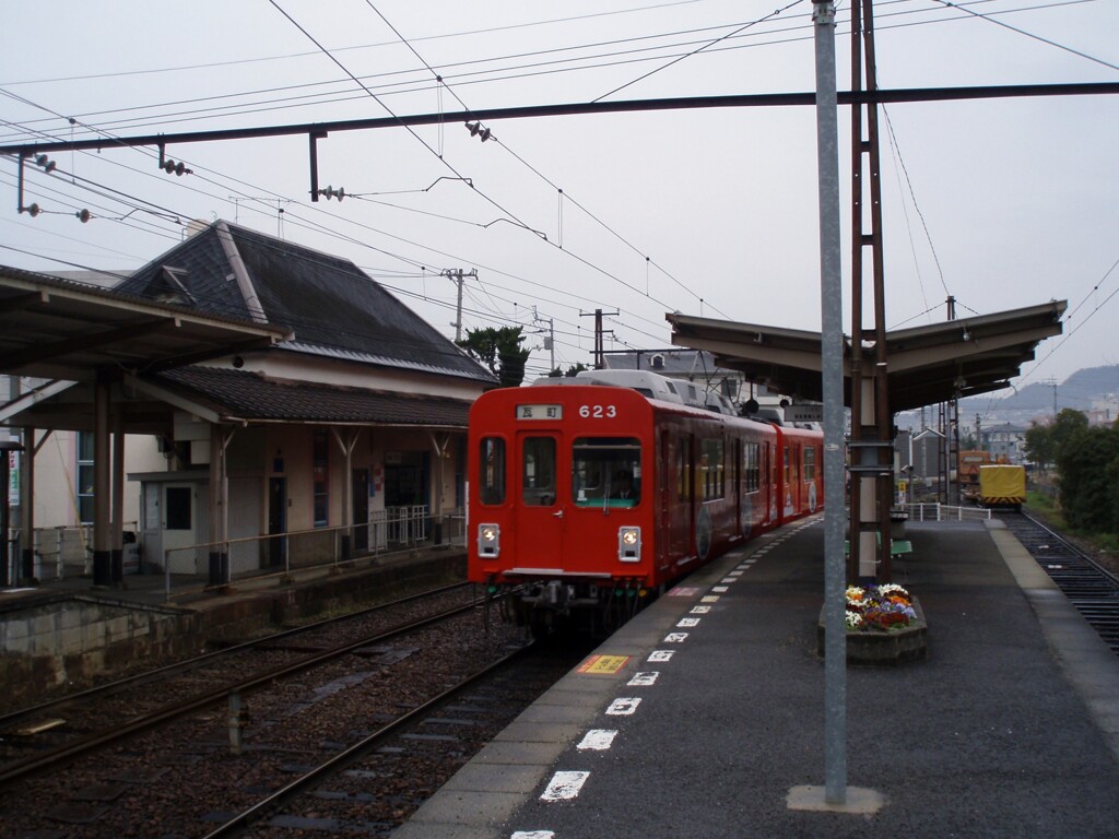 琴電屋島駅にて