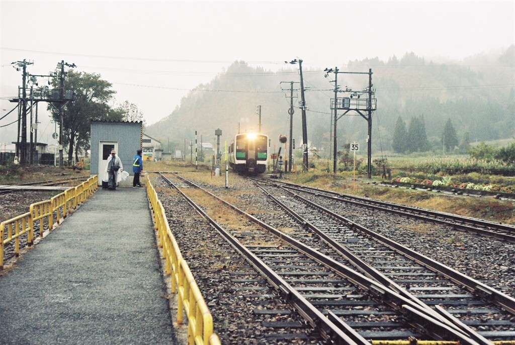 只見駅にて①