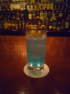 Barにて①