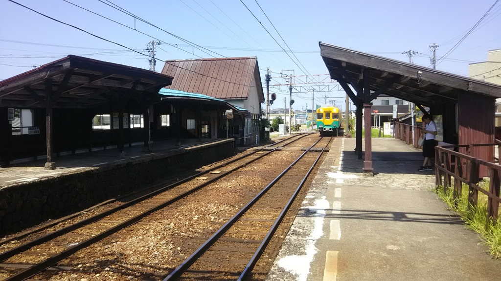 電鉄石田駅にて