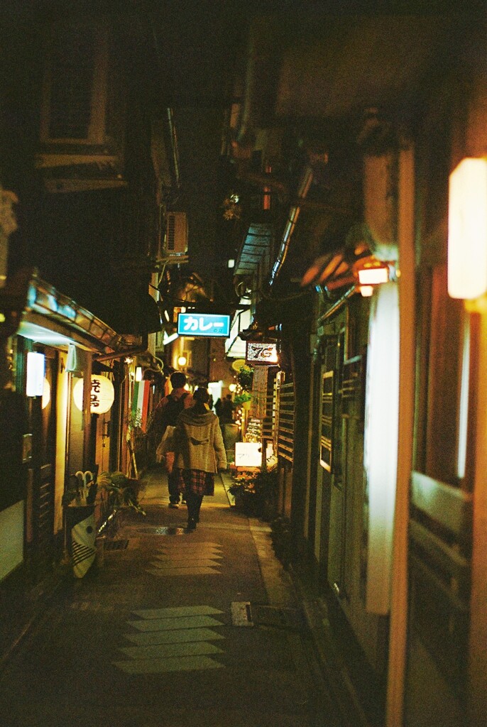 路地にて