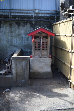子安神社にて