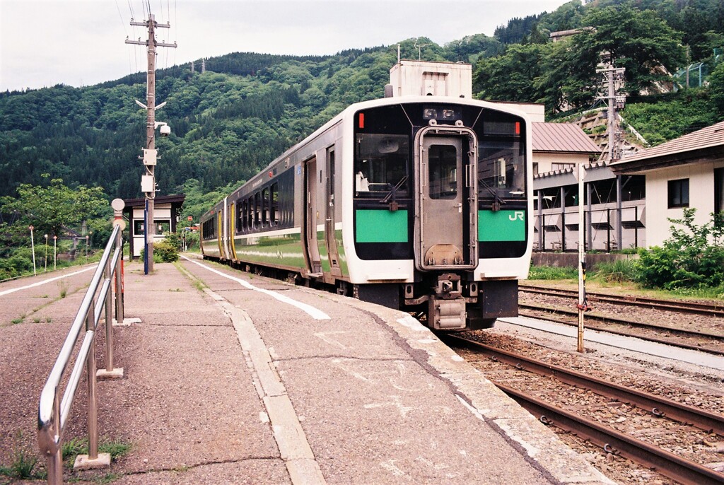 会津川口駅にて