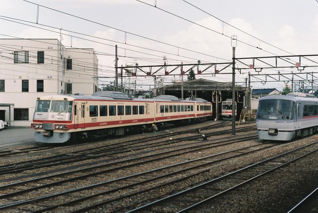 稲荷町駅にて④