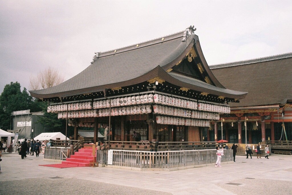 八坂神社にて