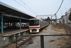 府中競馬正門前駅にて