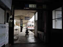 三沢駅にて