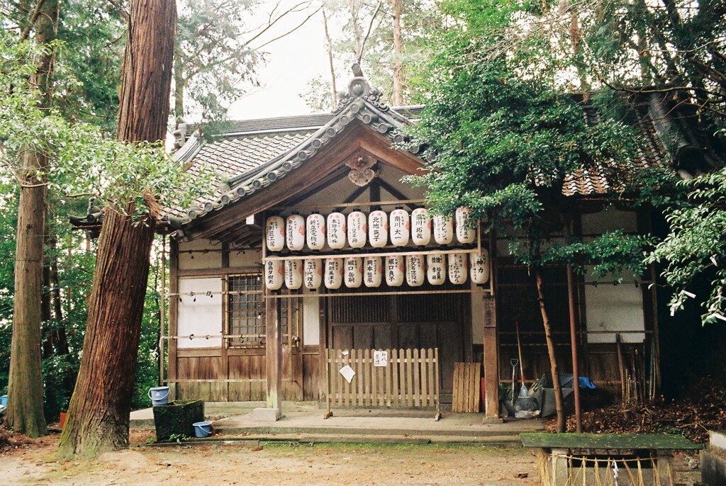 八神社