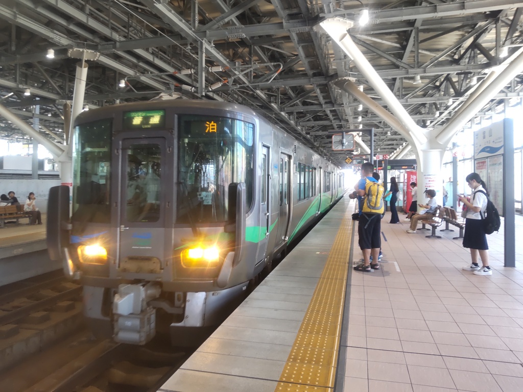 あいの風とやま鉄道