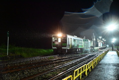 小出行の最終列車