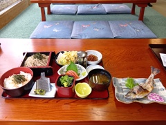 昼食