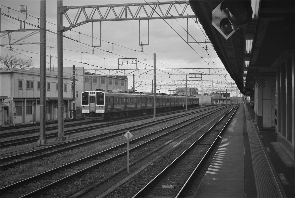 高尾駅にて