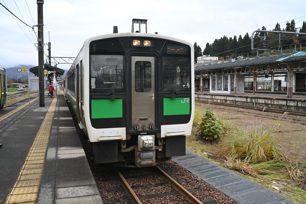 小出駅にて①