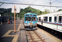 三峰口駅にて