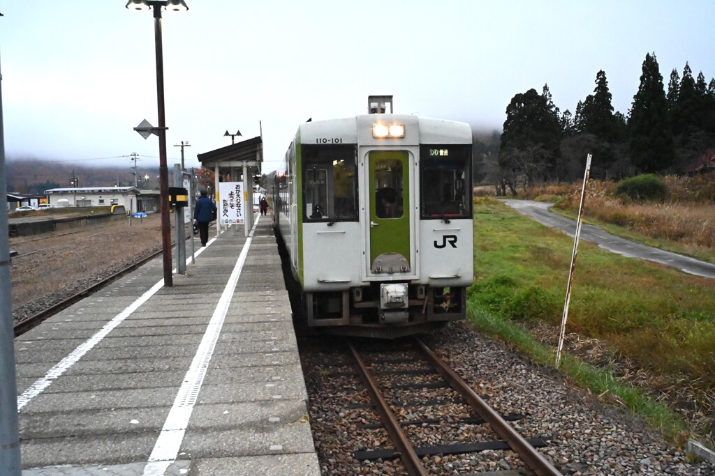 只見駅にて④