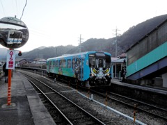 江津行きの列車