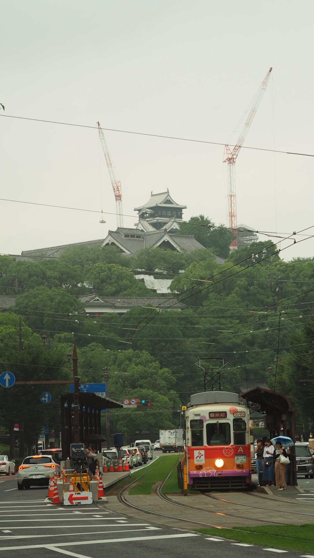 市電と熊本城