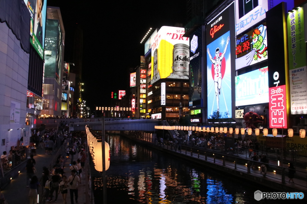 夜の道頓堀川