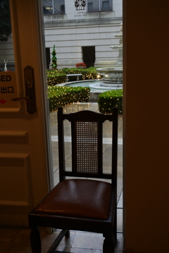 ホテルの椅子