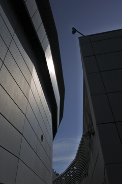 東京ドームの細い空