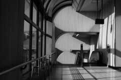 駅シリーズ～エスカレーター