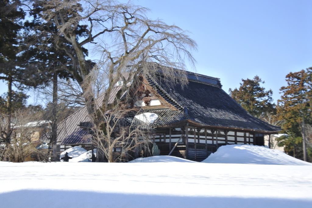 寺町の雪