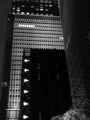 日本橋の夜　ビル