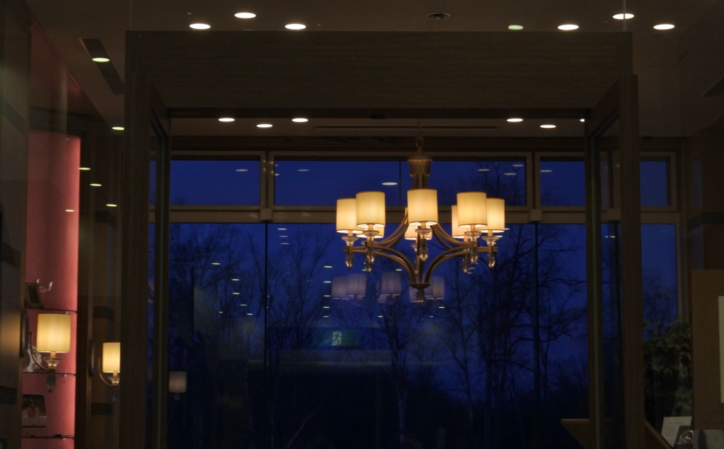 レストランの灯り