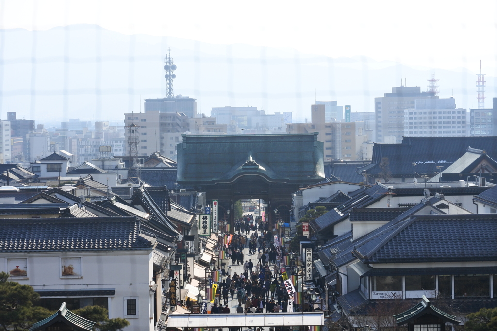 善光寺山門からのながめ