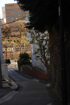 東京散歩　神楽坂　坂を下りたら