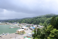 義経寺からの漁港