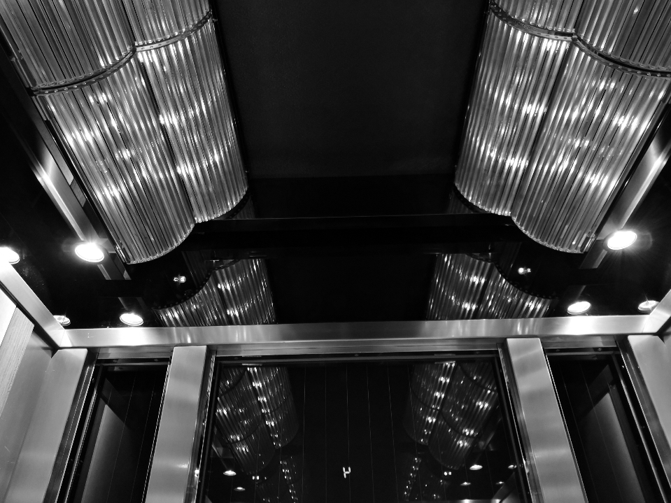 ホテルのエレベーター