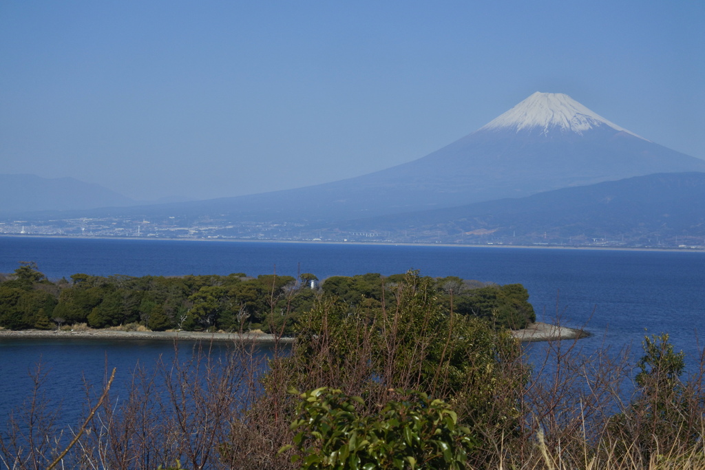 大瀬埼と富士山