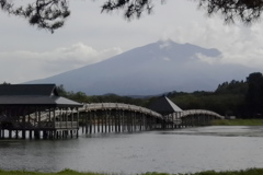 岩木山と鶴の舞橋