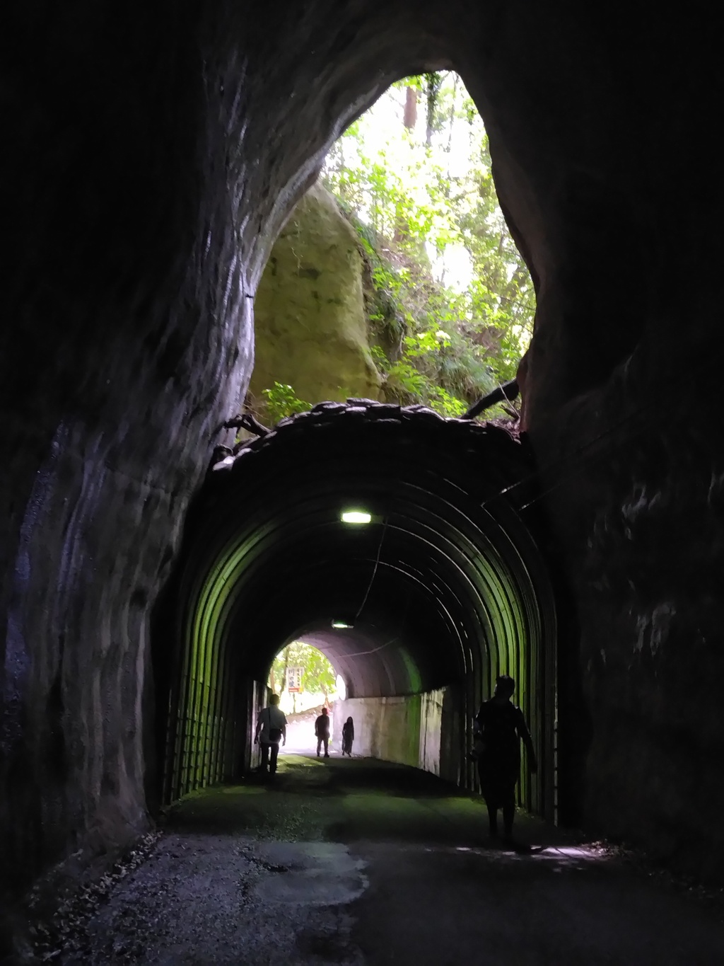 二重トンネル