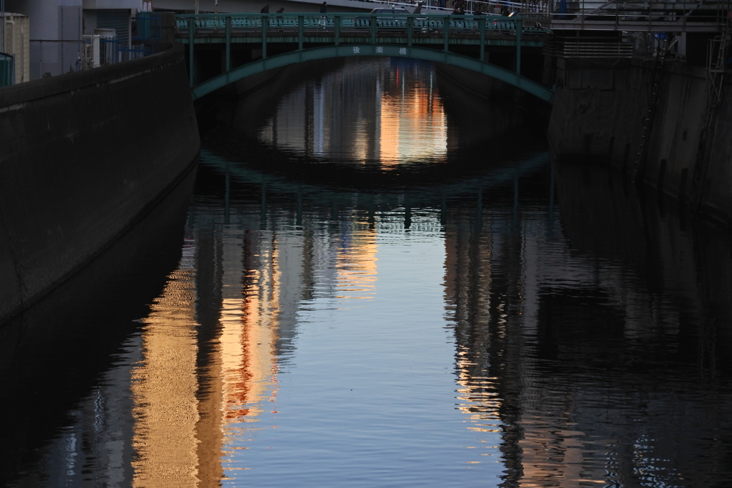 東京散歩　後楽橋