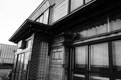 龍飛岬観光案内所(旧奥谷旅館)