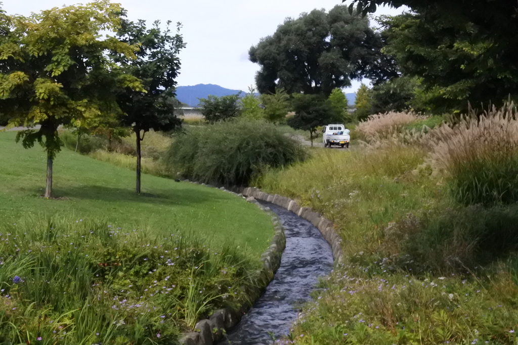 旭川駅前の公園