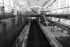 駅シリーズ～ホームを見下ろす